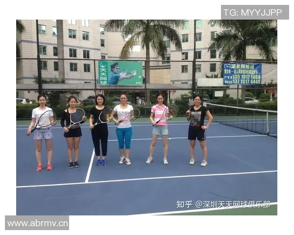 深圳网球队如何通过比赛经验变革提升竞技水平与团队协作能力